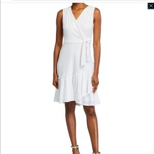 Signature By Robbie Bee Dress